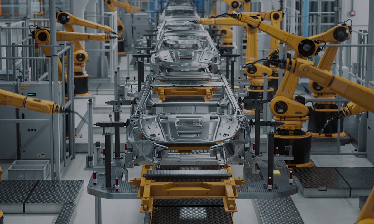 How an Automotive Manufacturer Enhanced Smart Production with ONERugged Digital Signages and MDM System